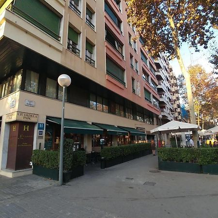 La Ciudadela Hotel Barcelona Exterior foto