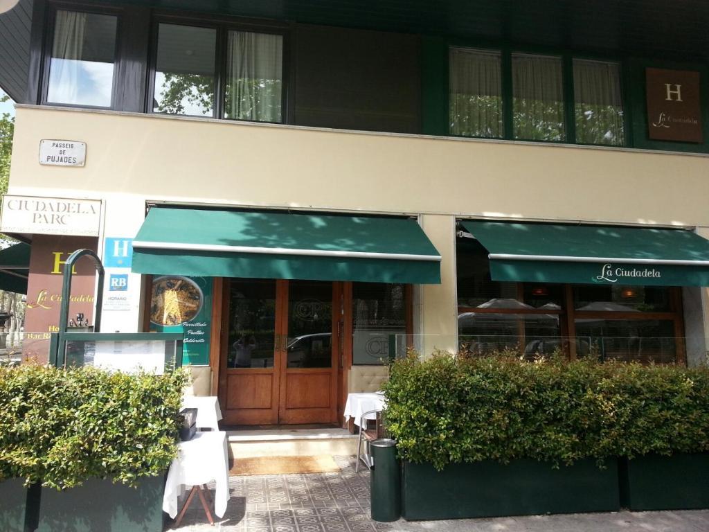 La Ciudadela Hotel Barcelona Exterior foto